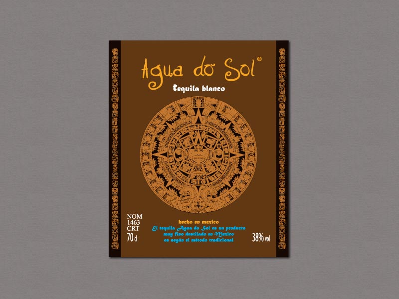 Ideazione e realizzazione del packaging e dell'etichetta per la nuova tequila bianca firmata Distillati Group